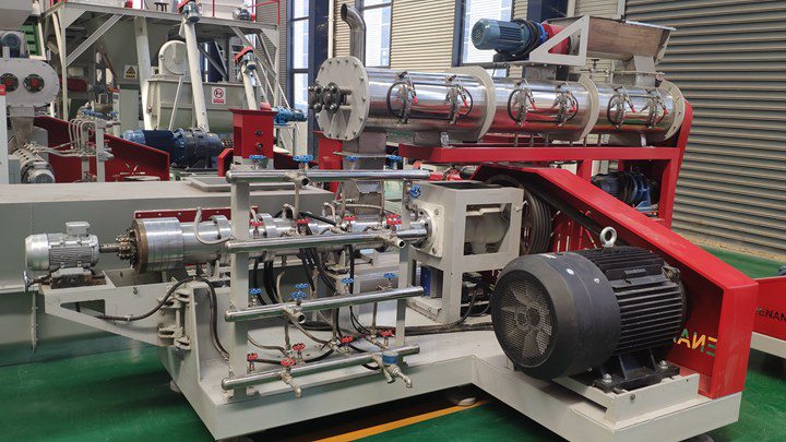 <h3>locally made guppyl fish feed extruder in South Korea</h3>
